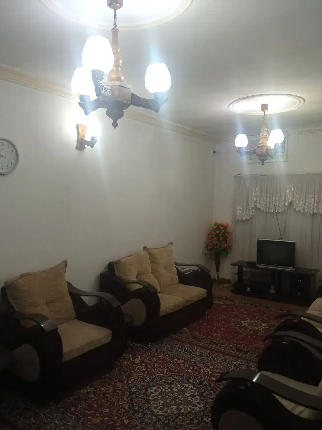 فروش سوئیت 75متری تک خواب درخیابان گلزاران