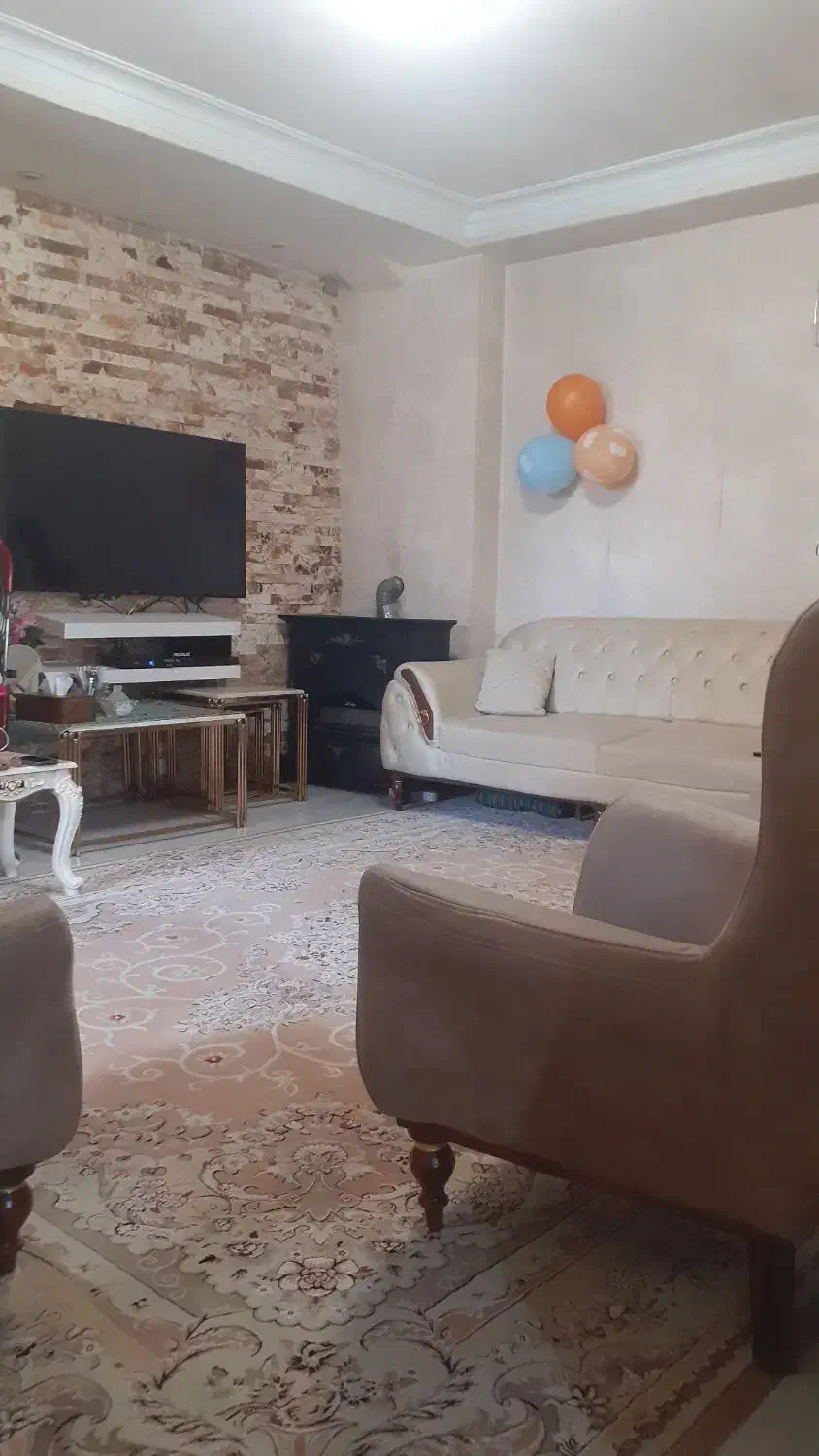 آپارتمان ۵۵متر طبقه۳ آسانسور