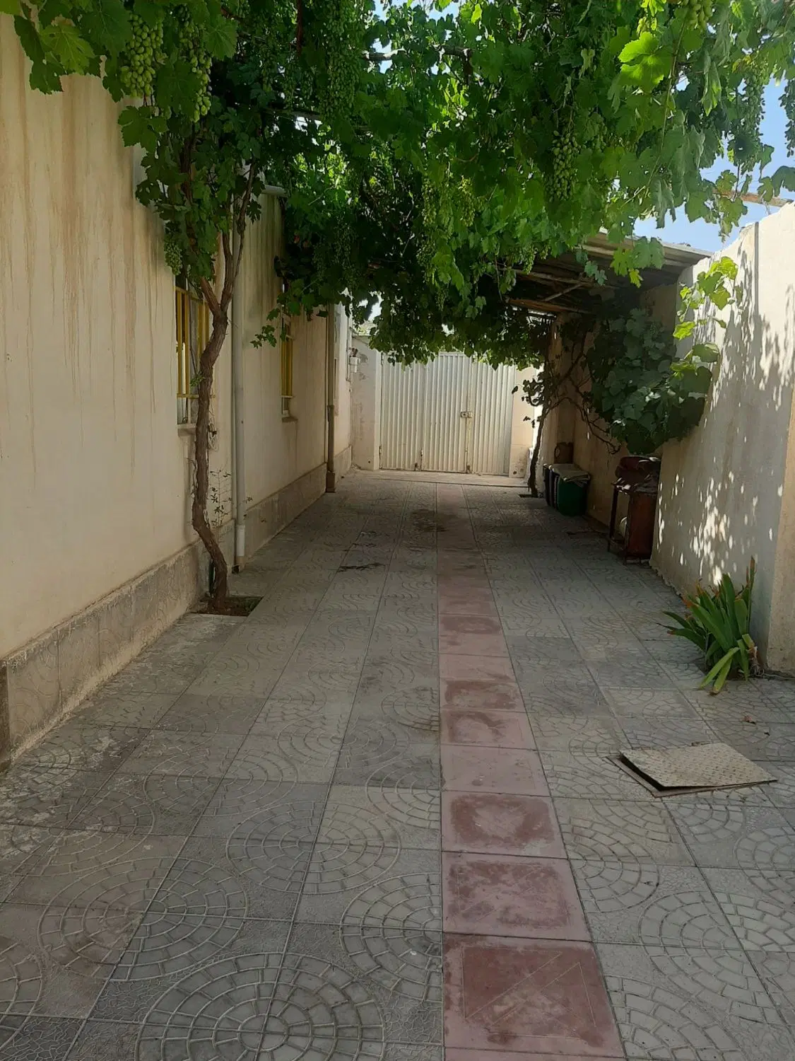 خانه ۲۲۰متری جاده دریا نرسیده به گلمان