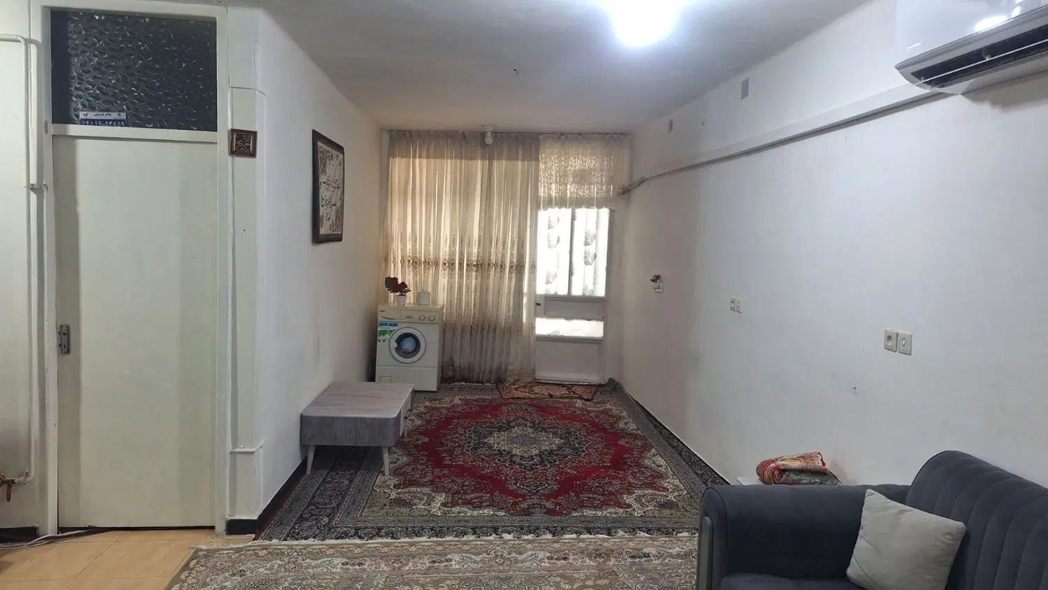 خانه دو طبقه نوسازی شده