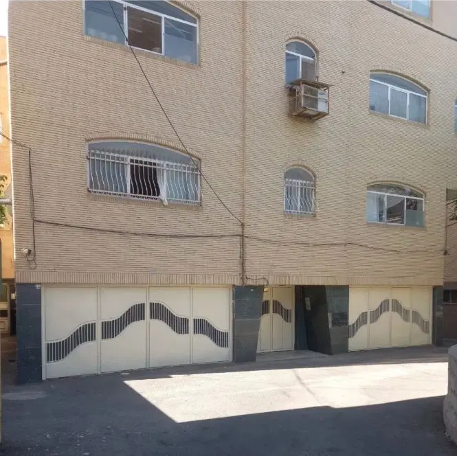 آپارتمان ۹۰ متری