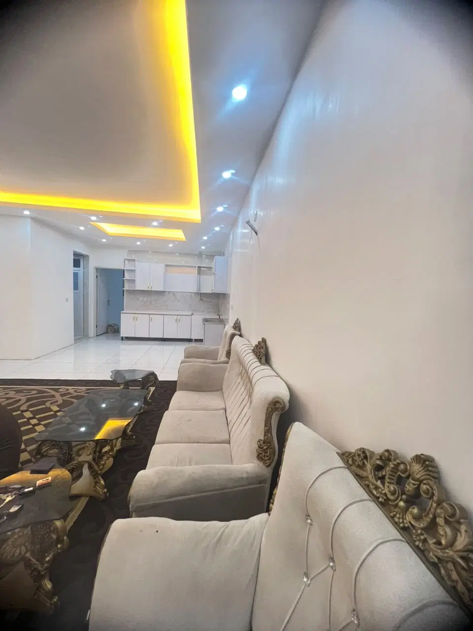 فروش زمین وآپارتمانی