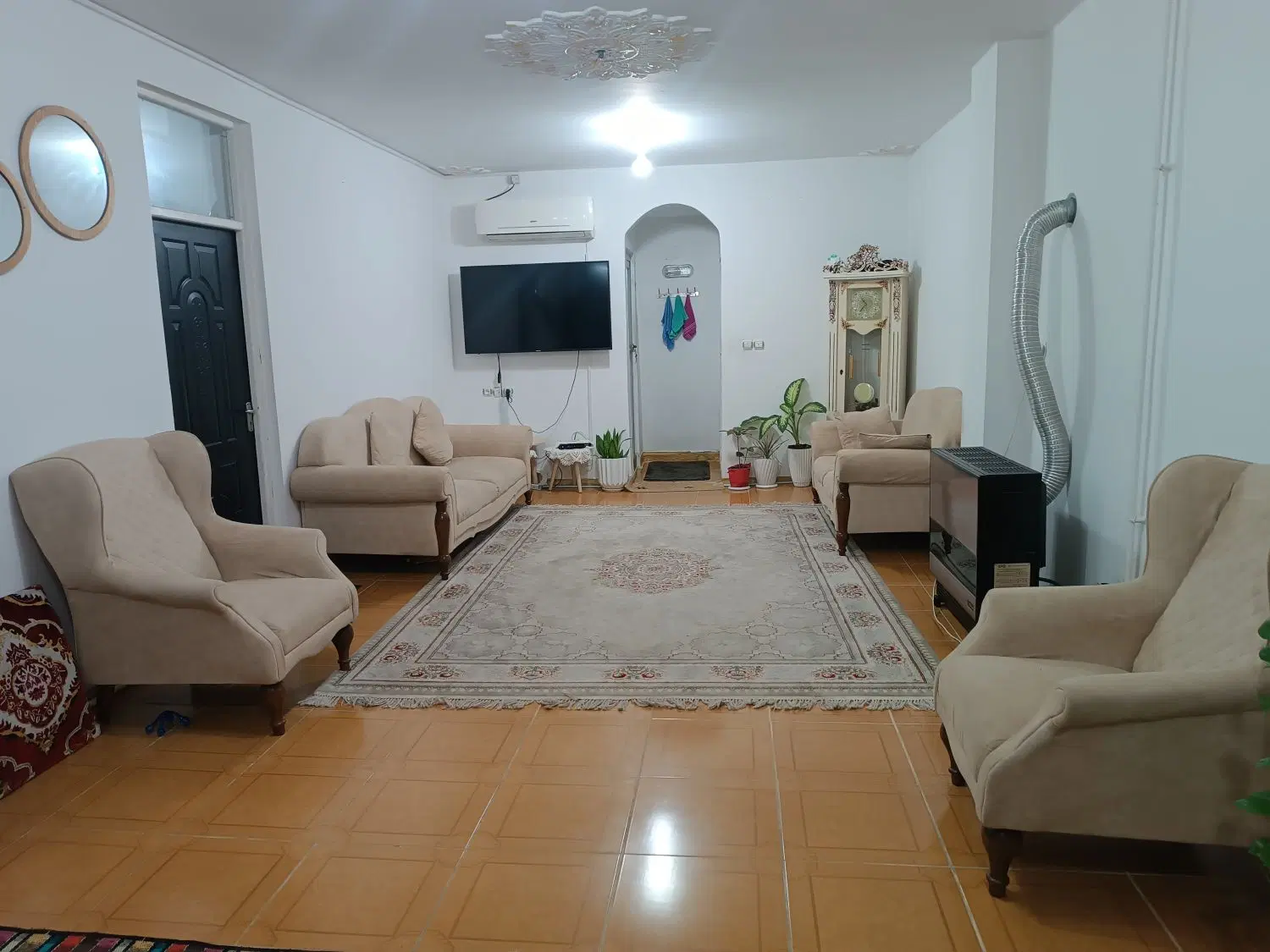 سویت 74متری نوآواران