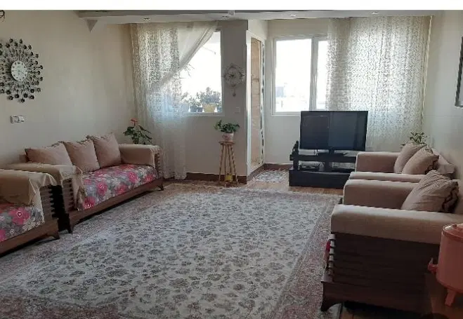 همخونه خانم