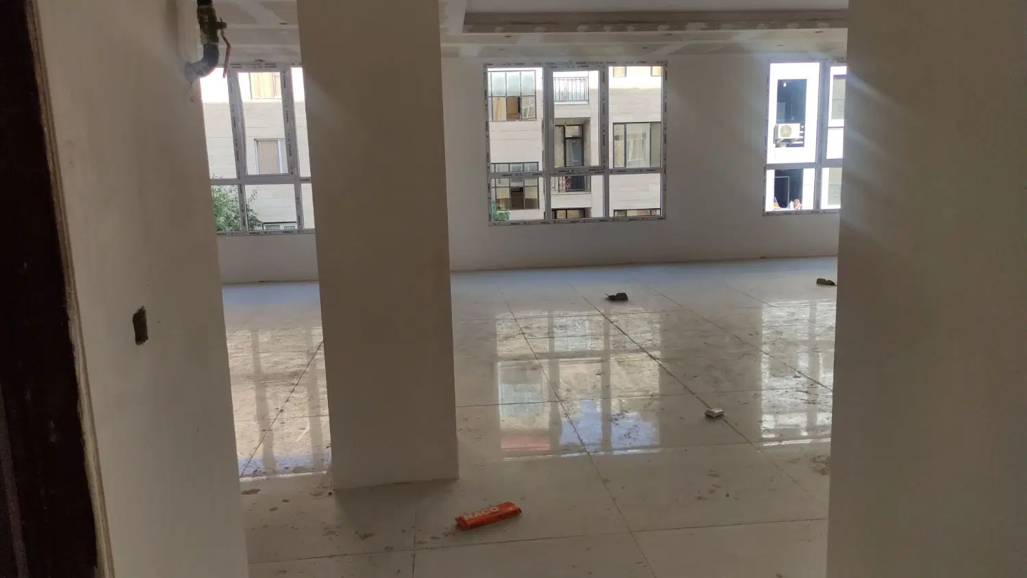 آزادگان اول برغان ۷۸مترفول امکانات سندتکبرگ