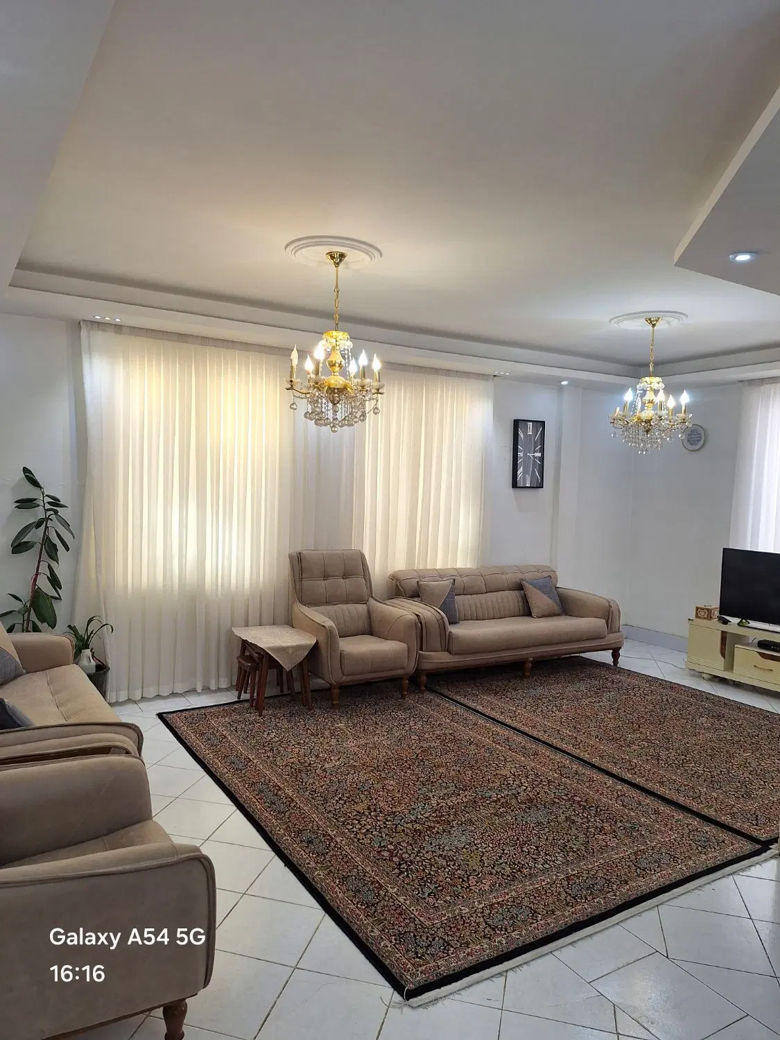 خیابان ادب ۸۰ متری