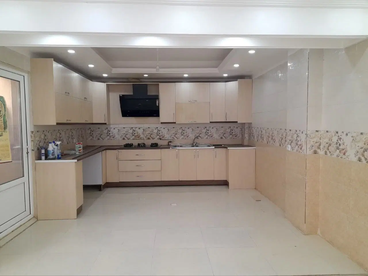 خانه ویلایی ۱۱۰ متری