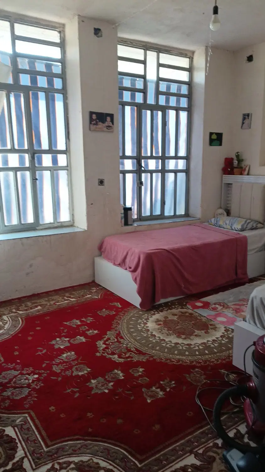 منزل مسکونی طبقه هم کف