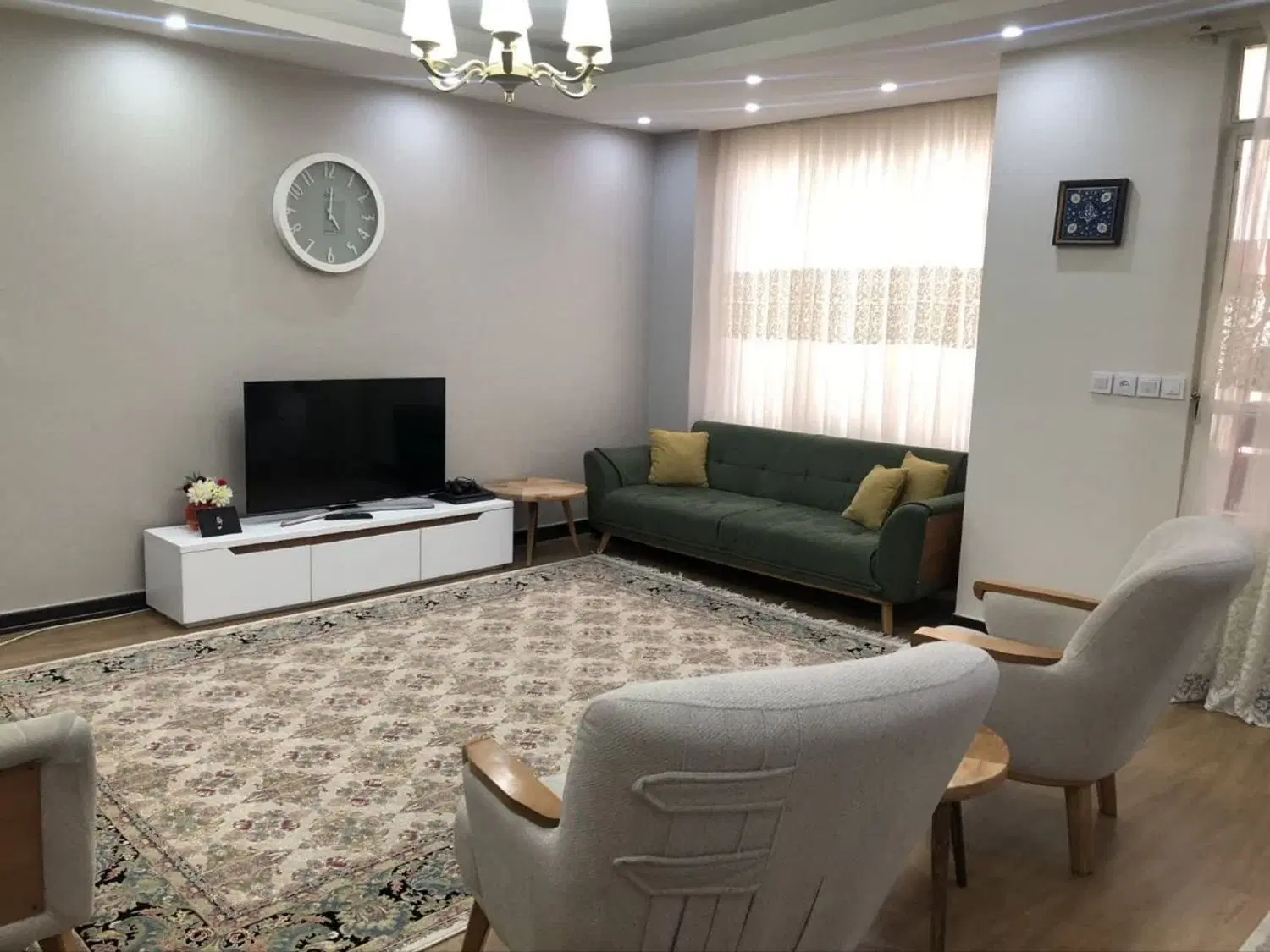 125متر+قولنامه+روبه نما+2خواب+پارکینگ