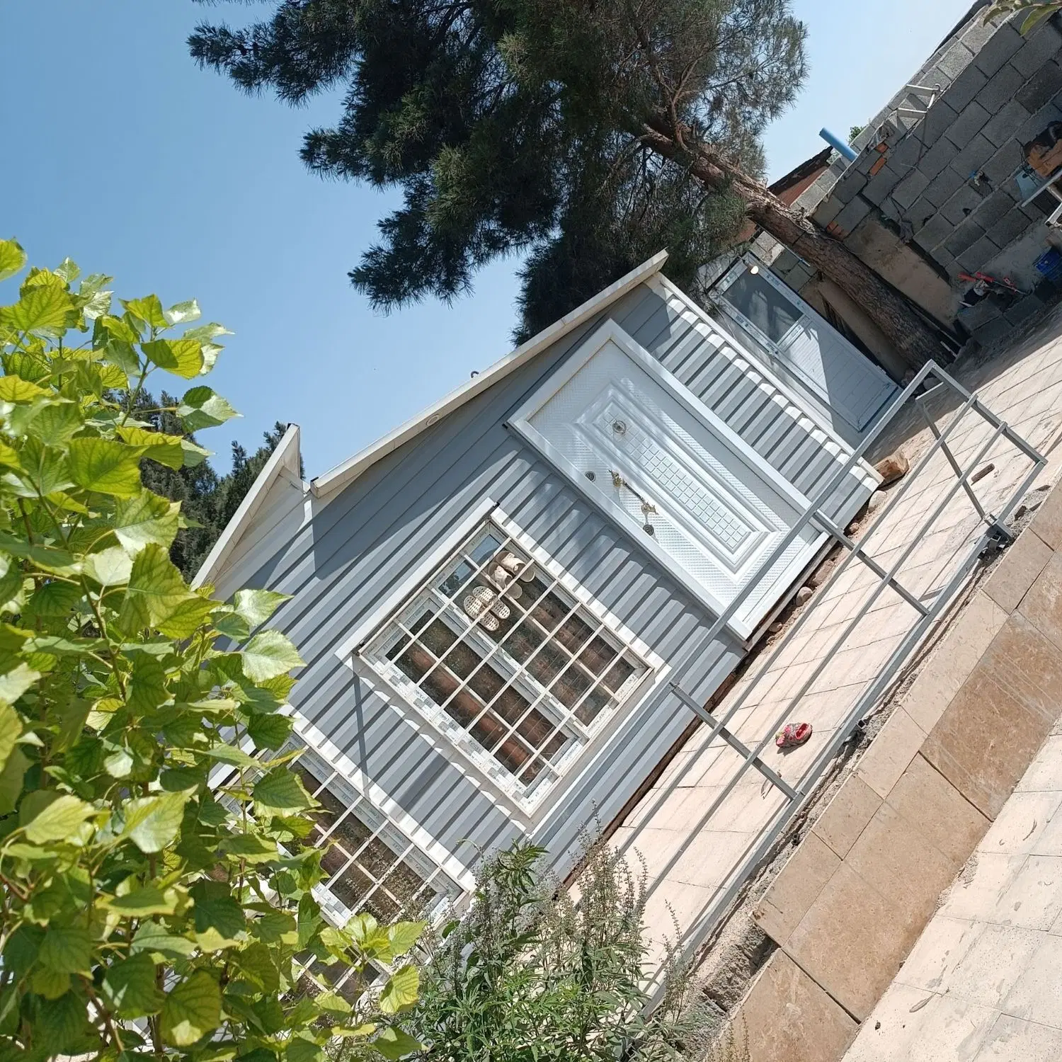 باغچه کیکاور
