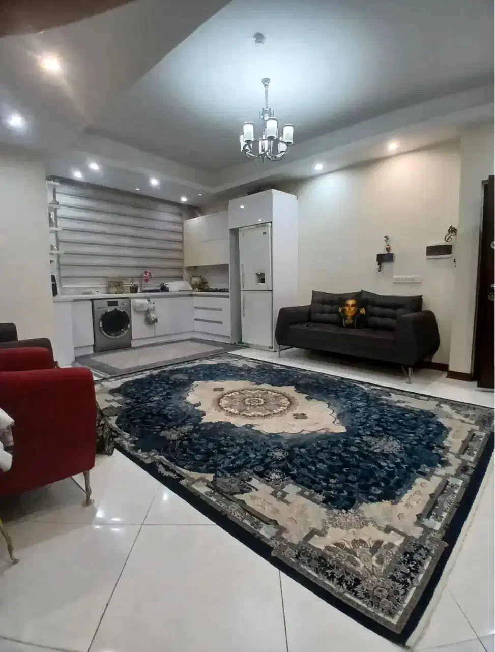 فروش آپارتمان تک واحدی _پارکینگ اختصاصی _ضیابری