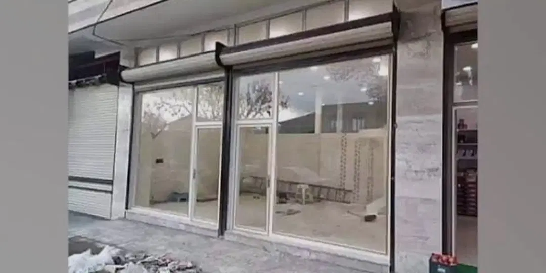 دو دهنه مغازه