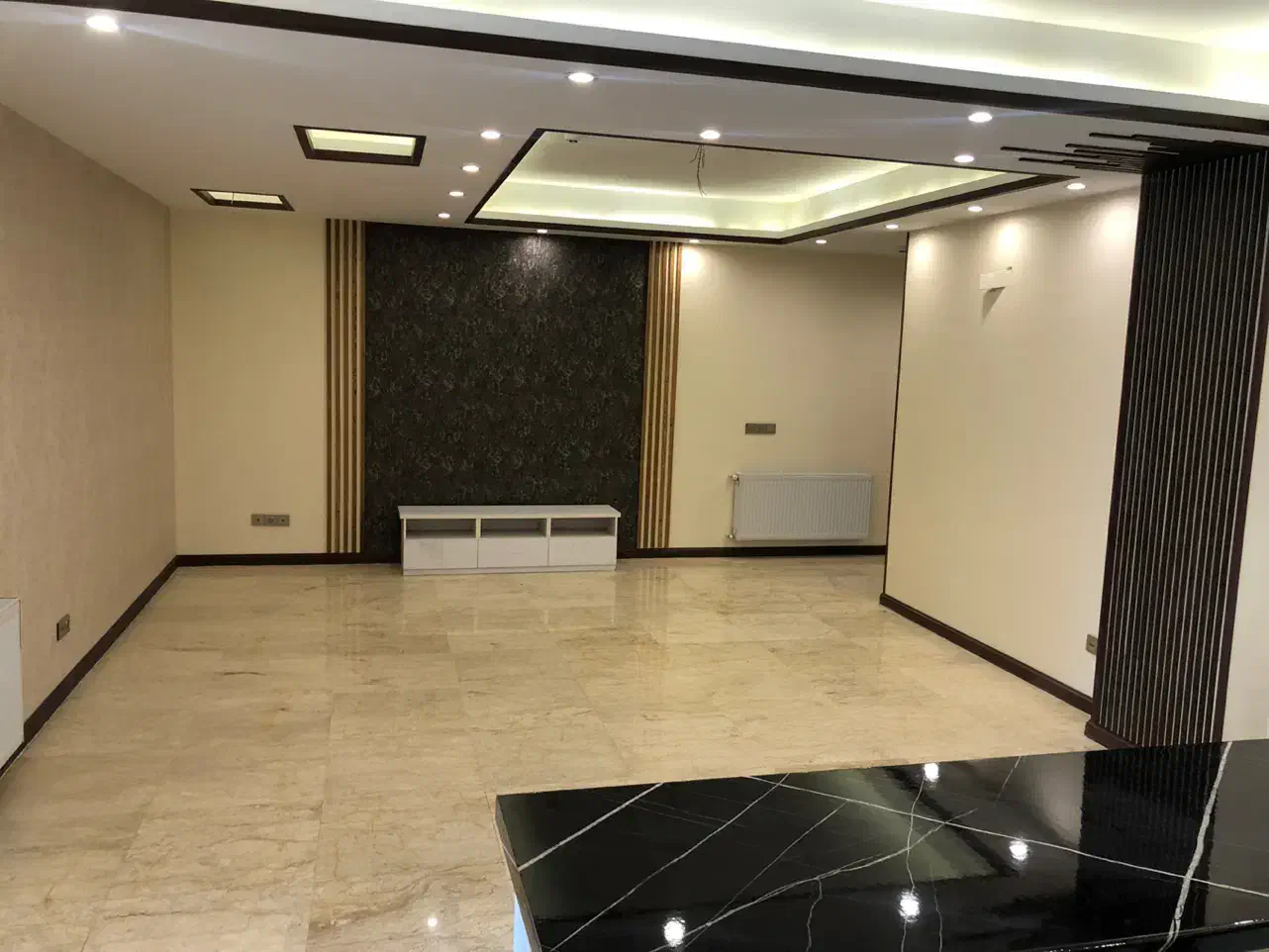 فروش آپارتمان ۹۸ متر دو خوابه_نفت_کم واحد