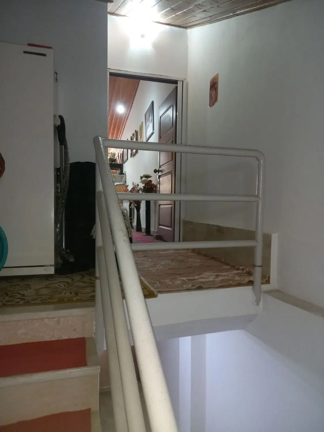 دو طبقه خانه در سیاه اسطلخ به متراژ۸۵