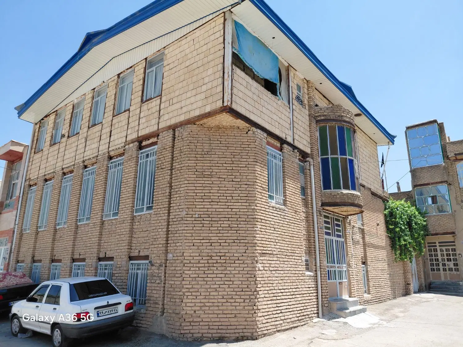 خانه ویلایی شهرک رسالت ۲۵۰ متری