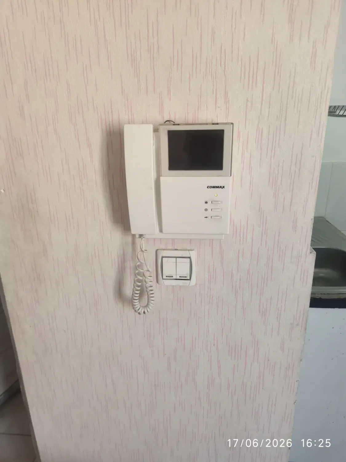واحد نقلی اجاره ای