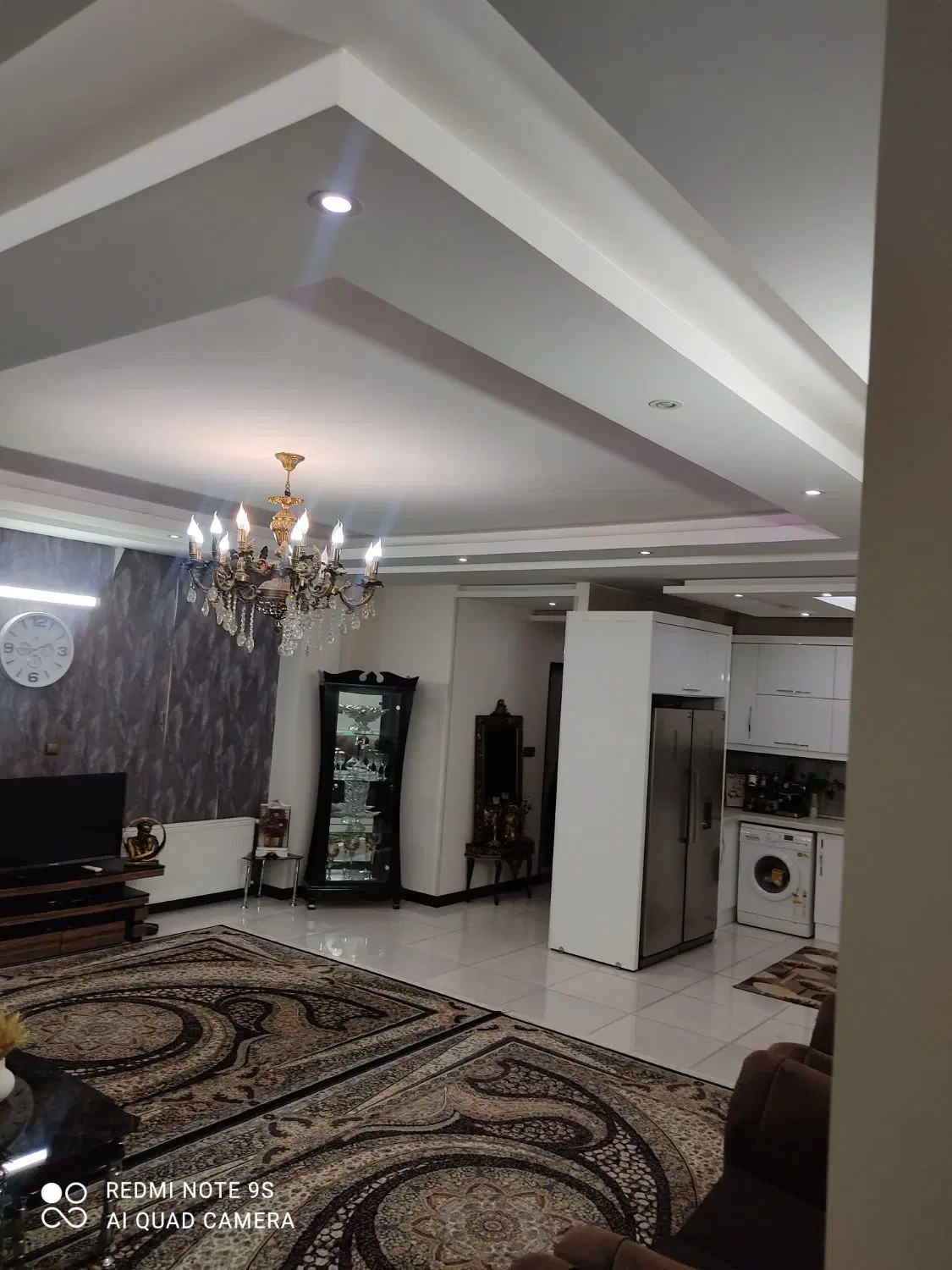 اپارتمان همکف سه واحد حیاط اختصاصی