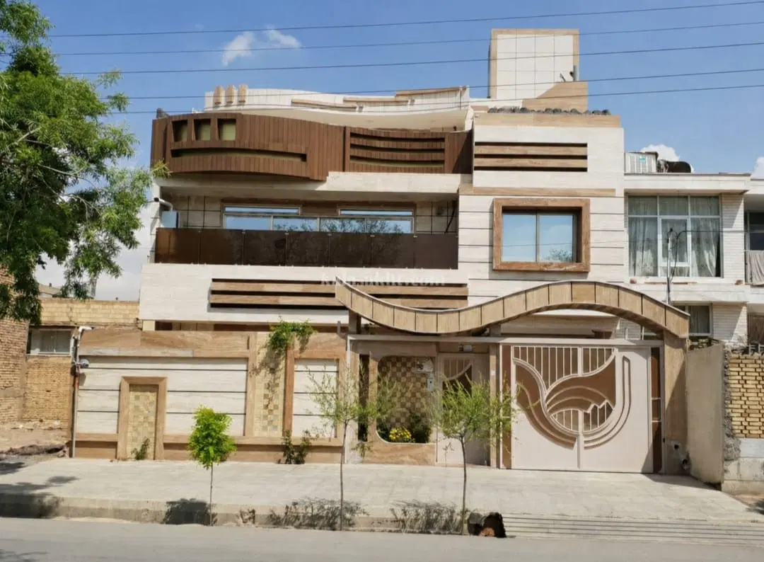 خانه ویلایی دو طبقه