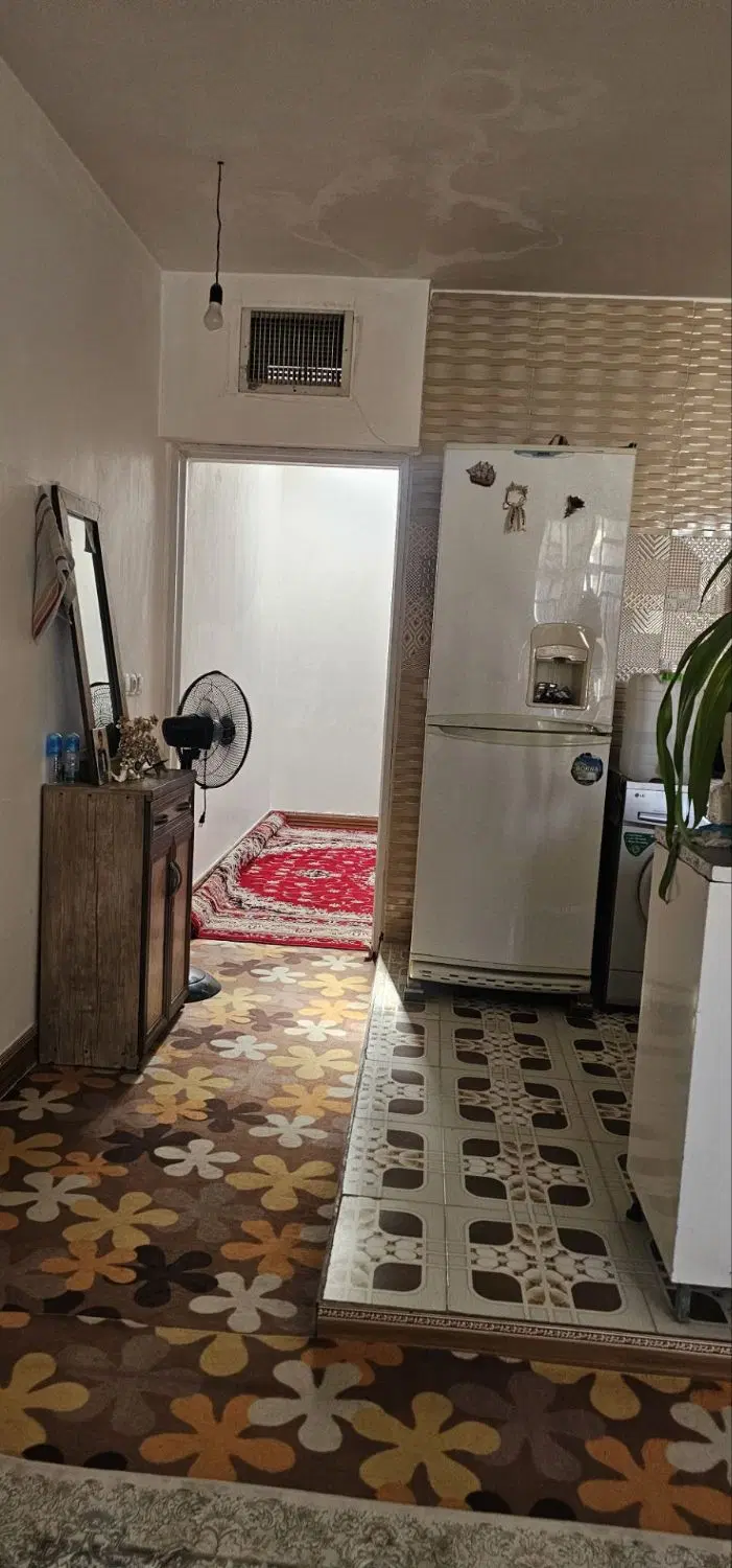 خانه ی یه خوابه. خیابان کیانی زاده