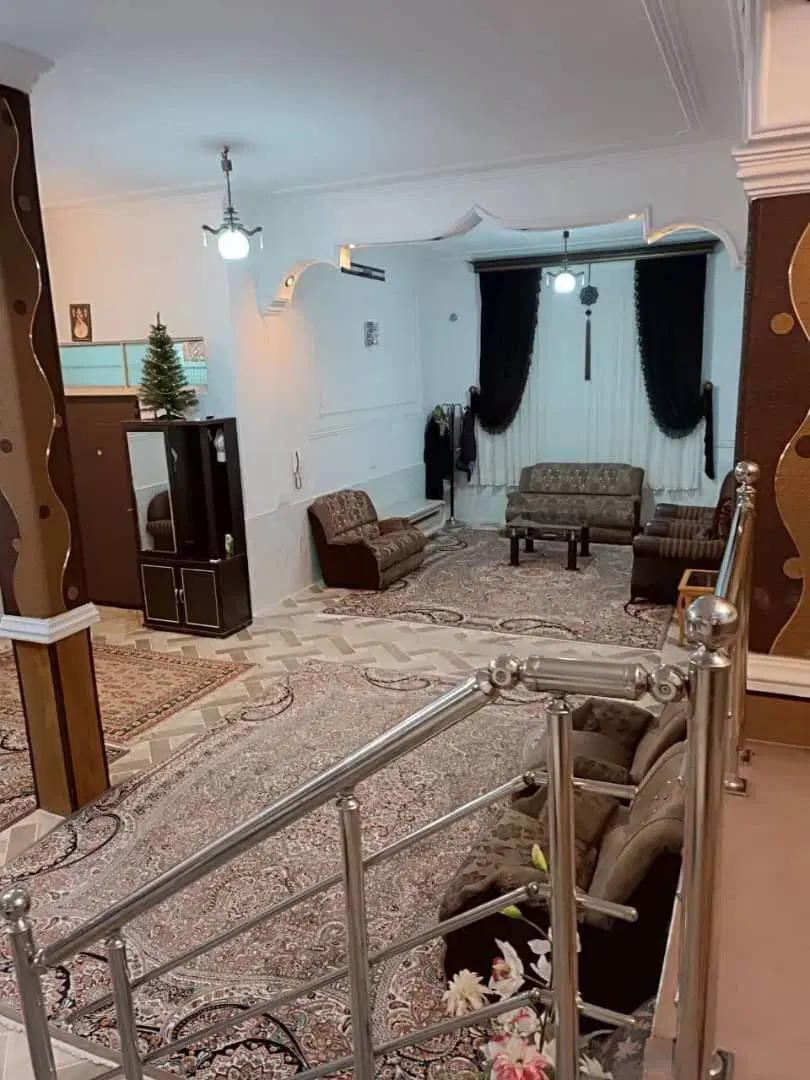 فروش واحد ۱۵۰ متری طبقه همکف زیباشهر بشارت