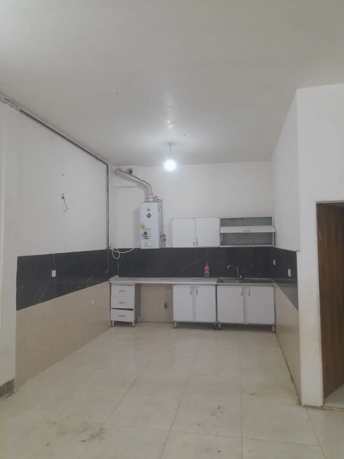 ۷۰متری نوساز ویلایی اسکلت