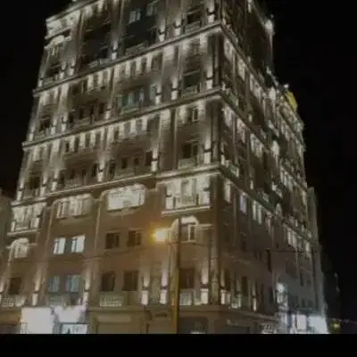 ۱۰۰متر مستقل دربست فلکه ساعت