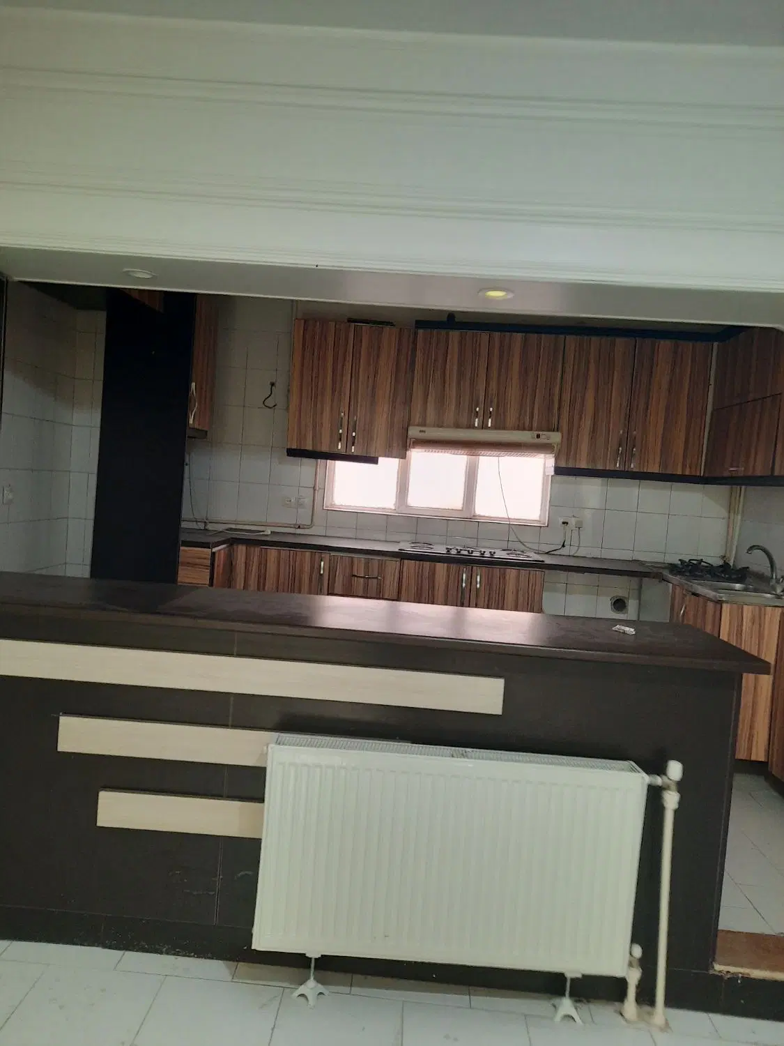 ۷۰ متر طبقه اول با پارکینگ تاپ لوکیشن شاخه اصلی