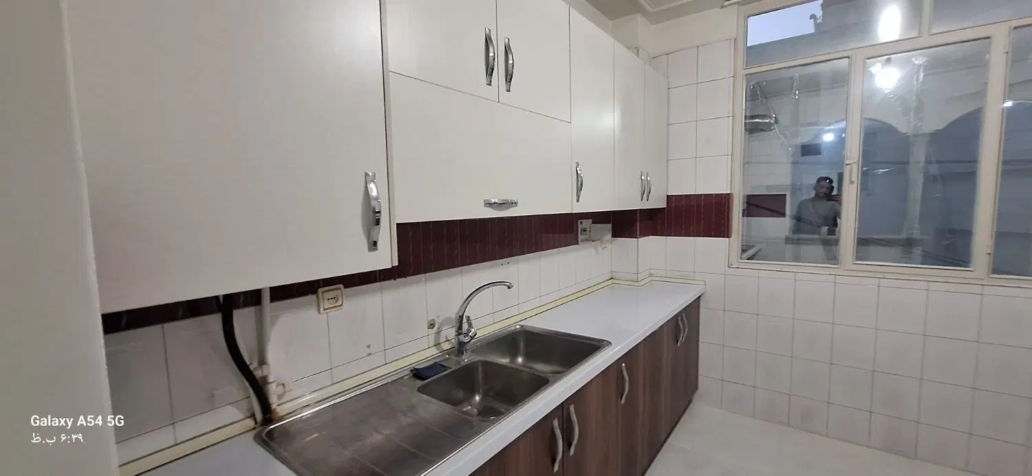 ۷۰ متر دو خواب پارکینگ اذربایجان انباری بالکن ط۱