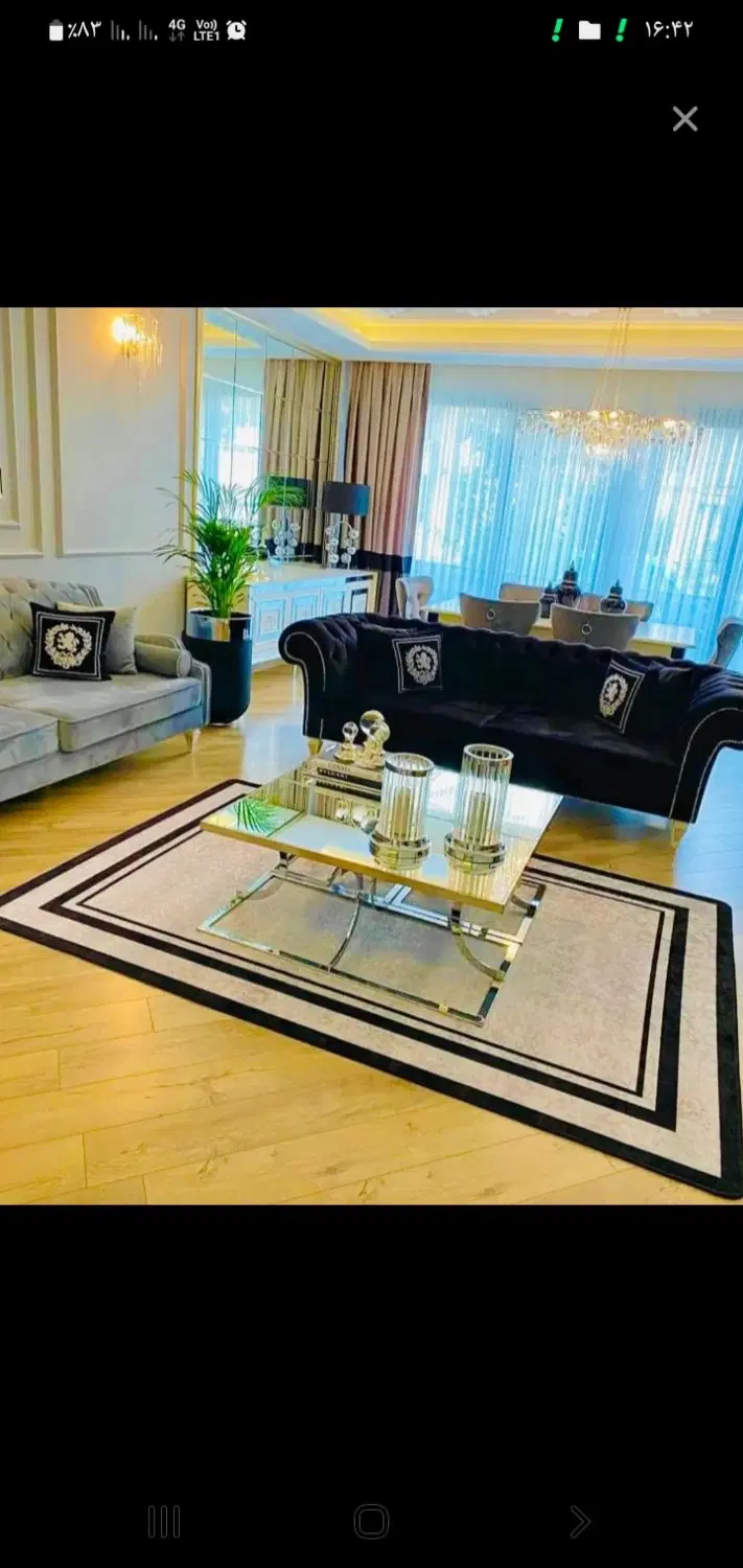 کوروش . ۱۱۰  متر ‌ آسانسور .  ۲  عدد پارکینگ سندی