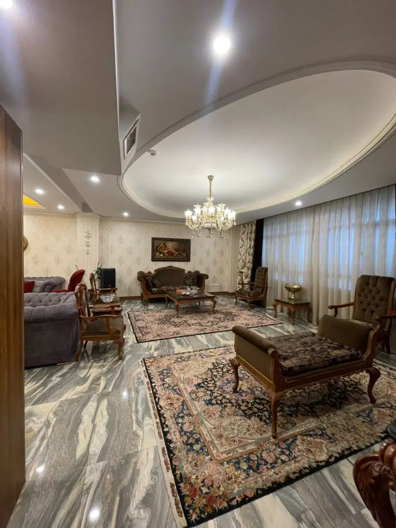 آپارتمان ۱۵۰ متر_۳ خواب_تکواحدی_۲ پارکینگ سندی