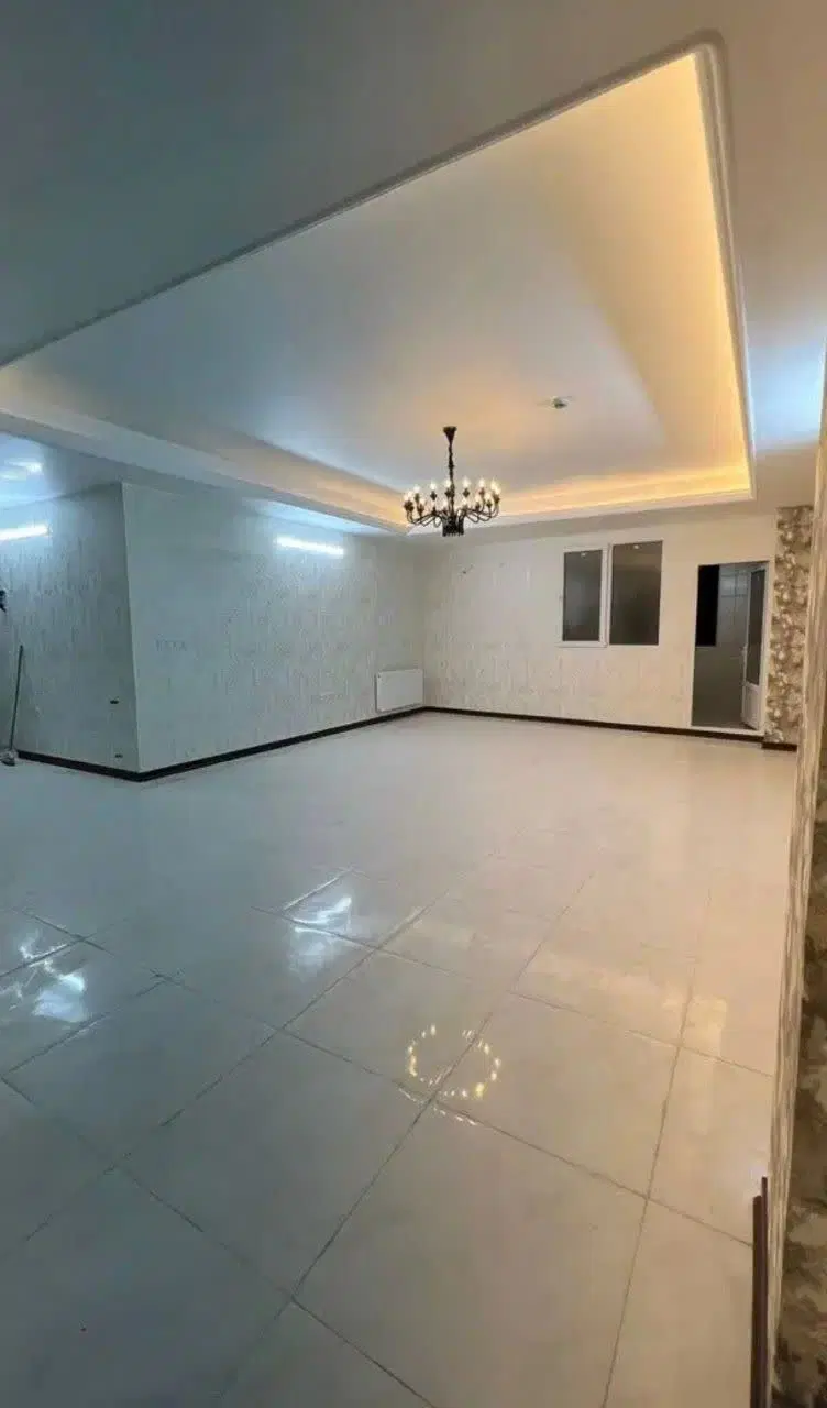 ۸۵ مترخیابان بصیرت