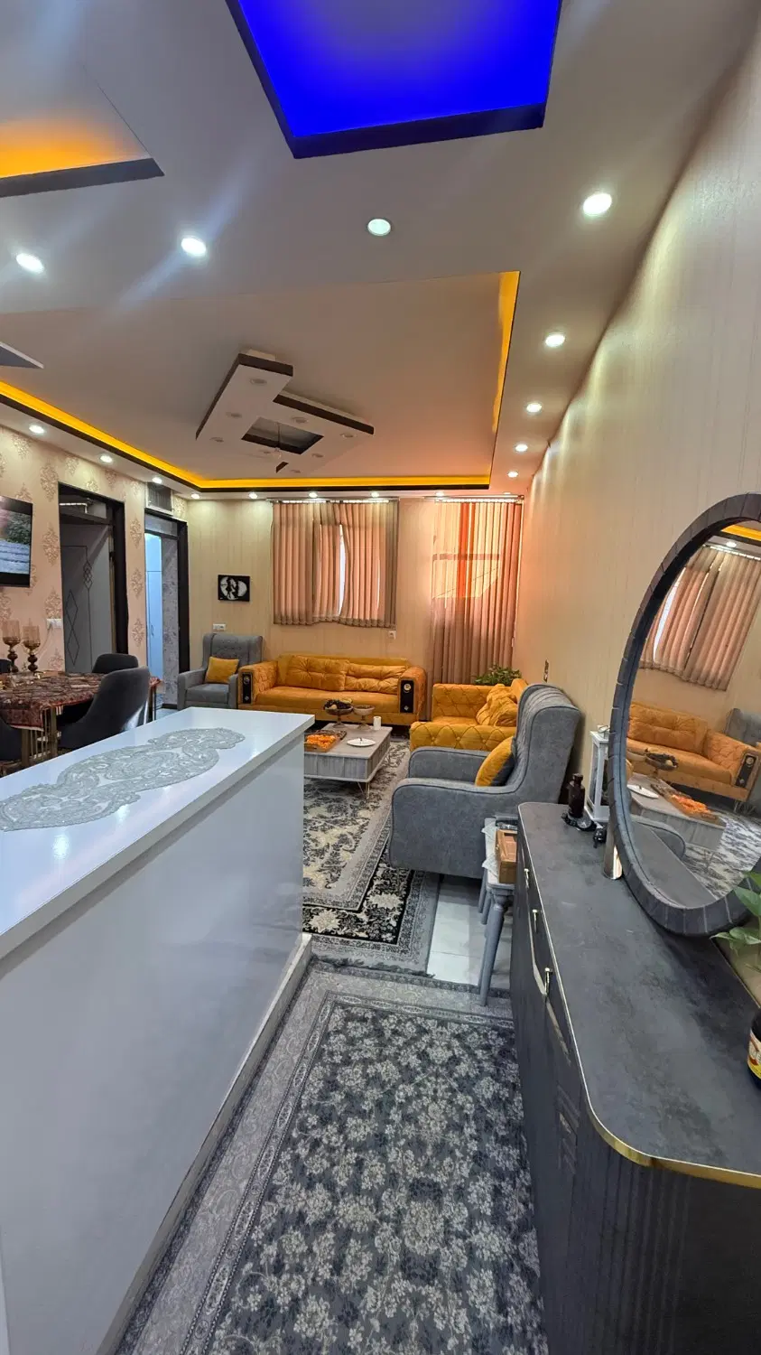 آپارتمان فروشی کوشک میدان