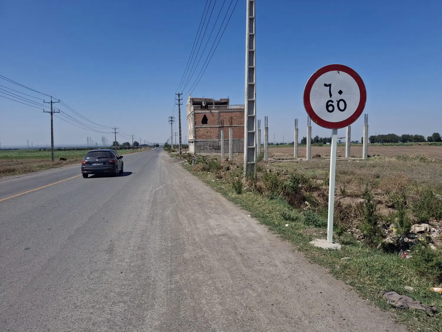 زمین تجاری مسکونی خیابان ۲۵ متری