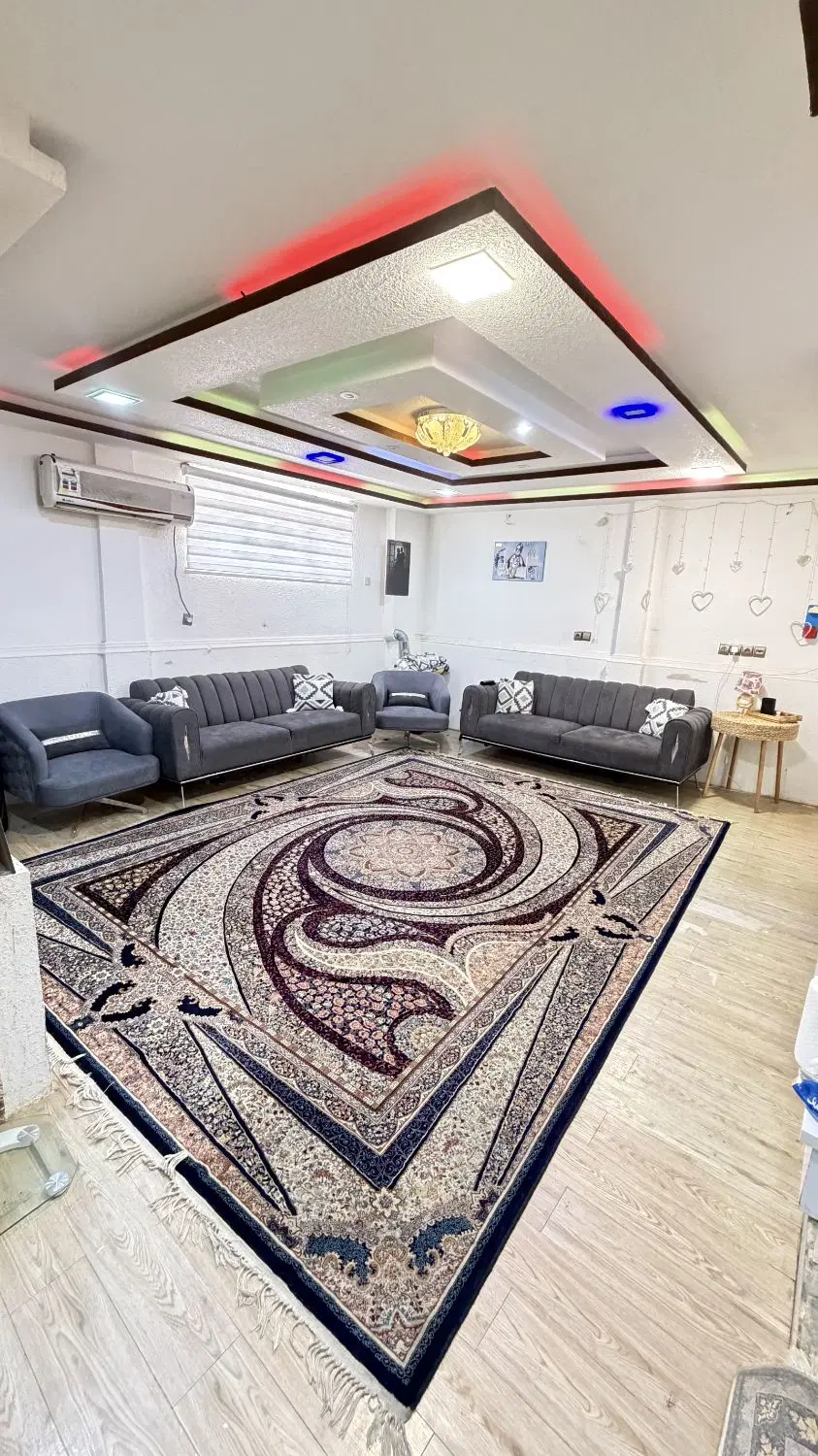 آپارتمان تک واحدی خیابان سازمانی