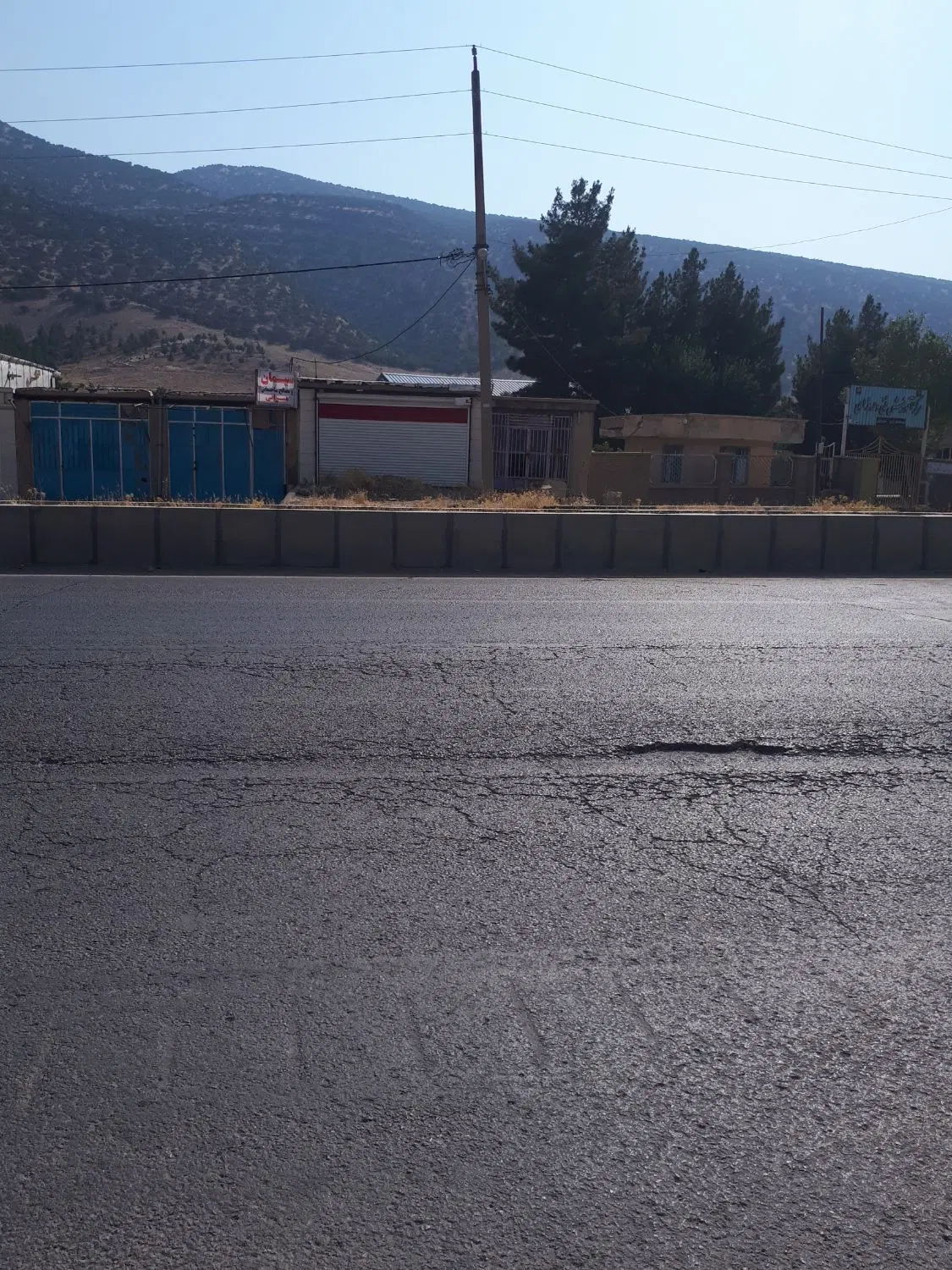 مغازه تجاری سراب ایوان