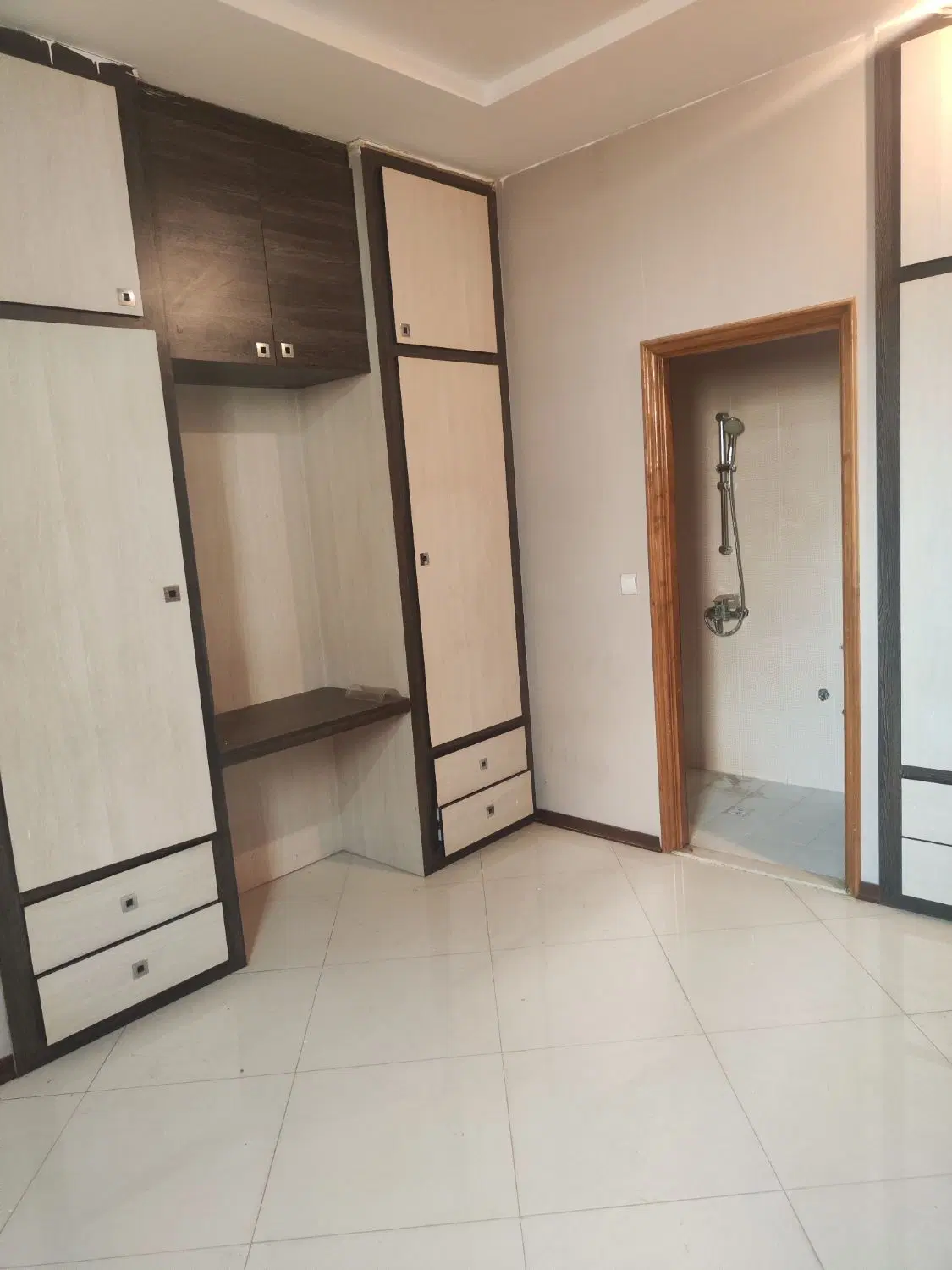 اپارتمان ۱۶۵ متر دانش اموز ۸