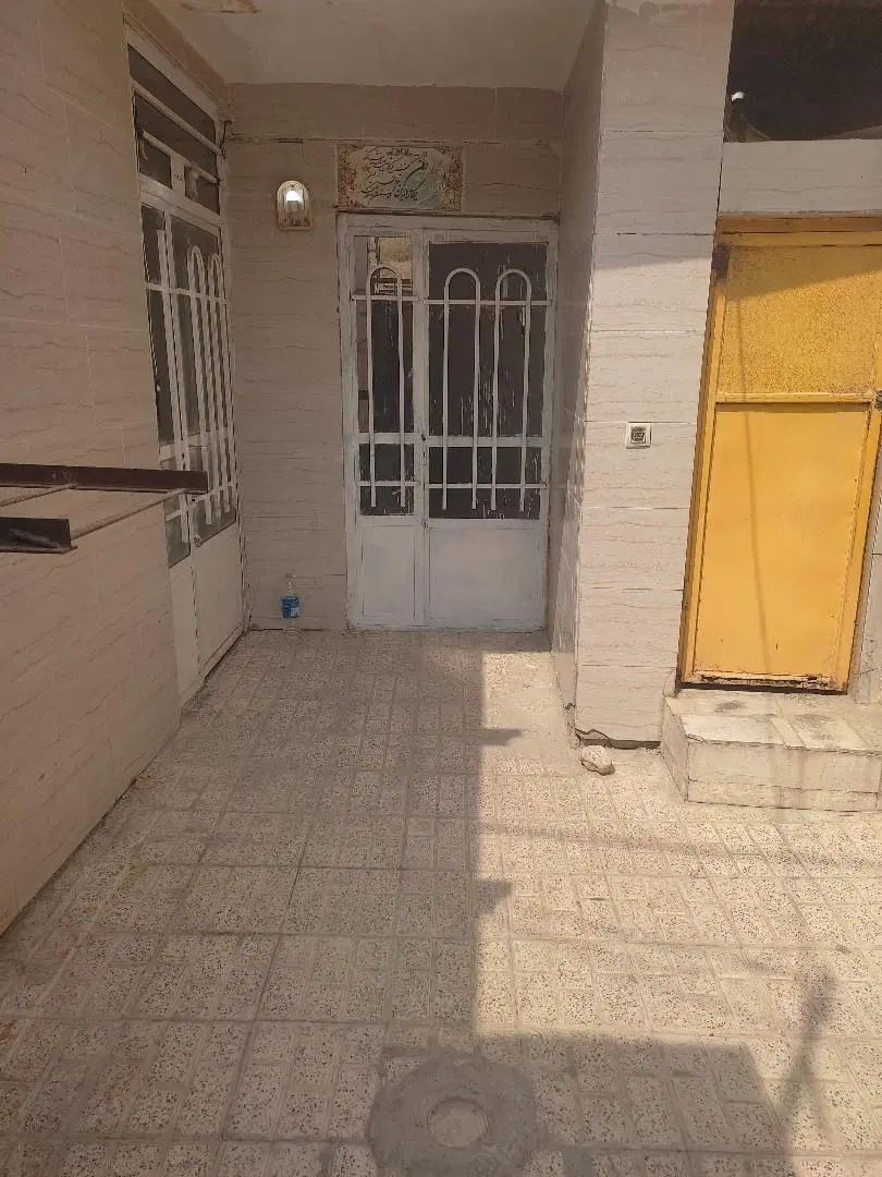 خانه ۸۰ متری