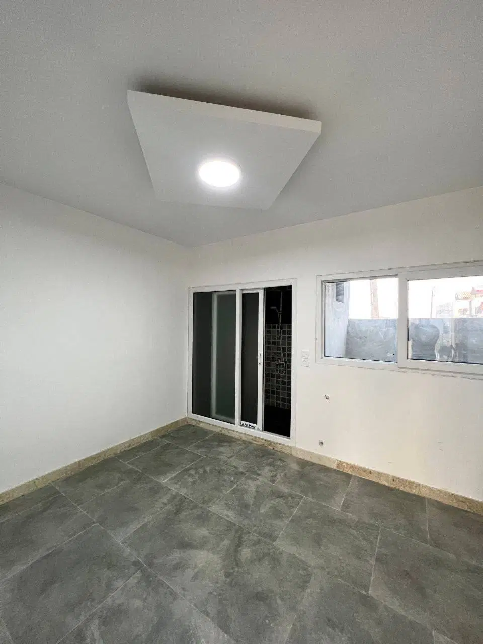 ویلافلت مدرن حیاط دار_سندعرصه عیان_سه کنتوراختصاصی