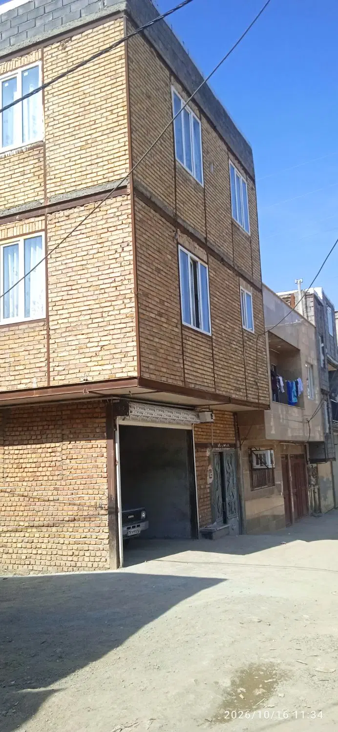خانه دوطبقه و پارکینگ فروشی