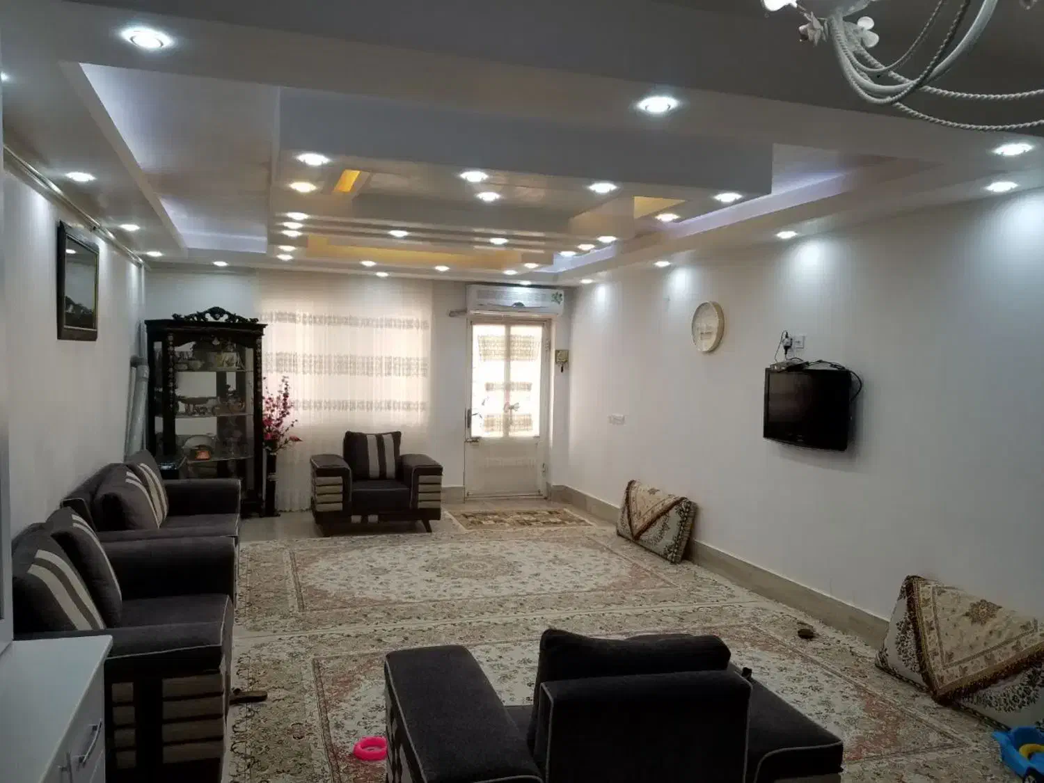 ویلایی فروشی شهرک فرمانداری ۱۲۵ متر زمین