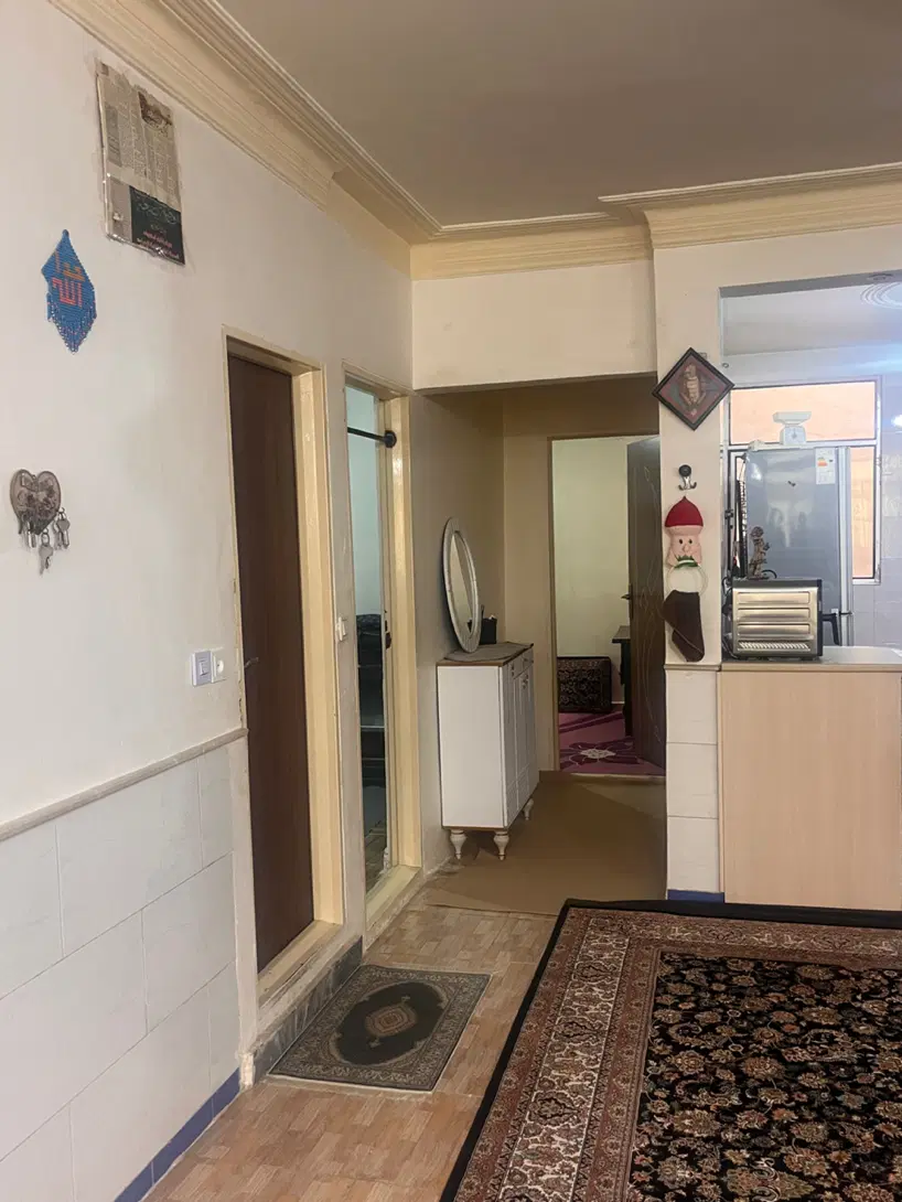 واحد ۹۰متری در شهرک شهرداری