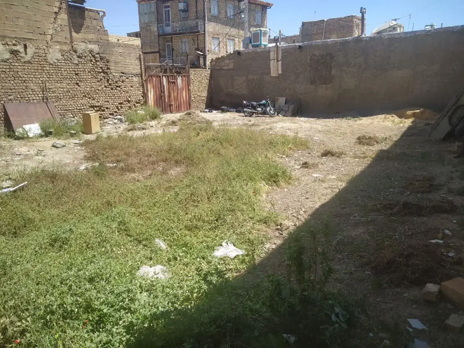 زمین با قابلیت بهره برداری امور تجاری، قابل معاوضه