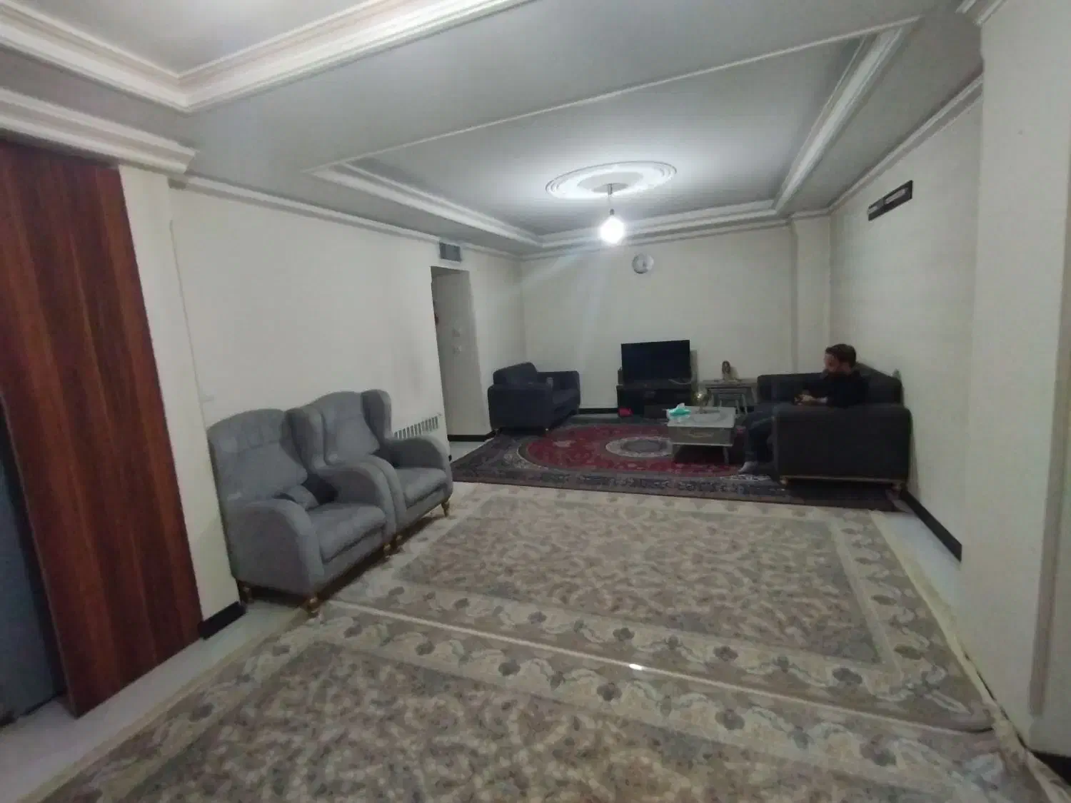 ۷۵متر_دوخواب _انباری و آسانسور_مختاری غربی