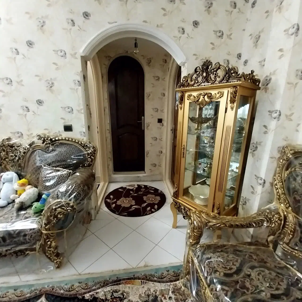 رهن و اجاره واحد ۷۵متری مطهری