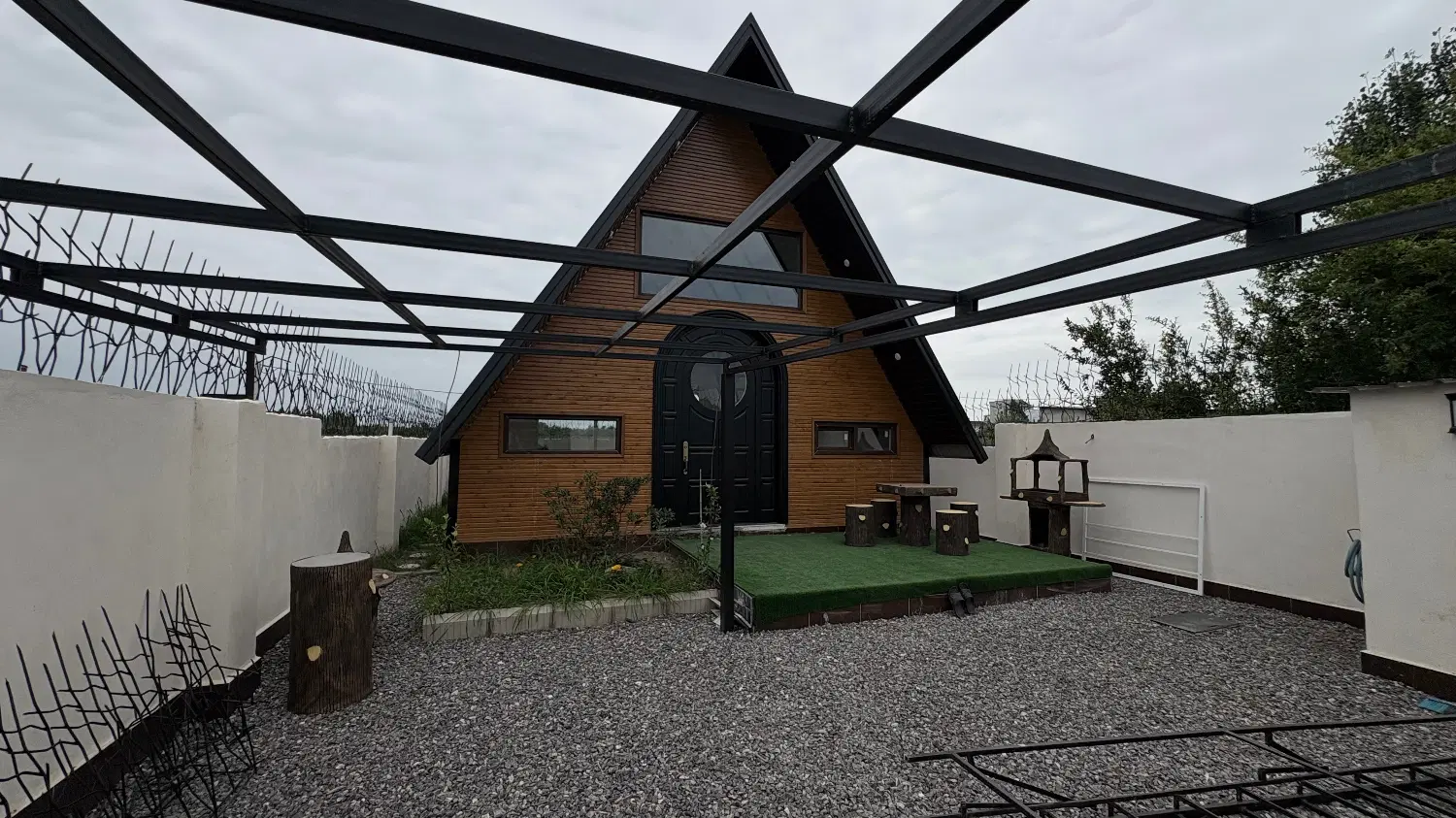 کلبه سویسی جای خوب جاده بابلسر