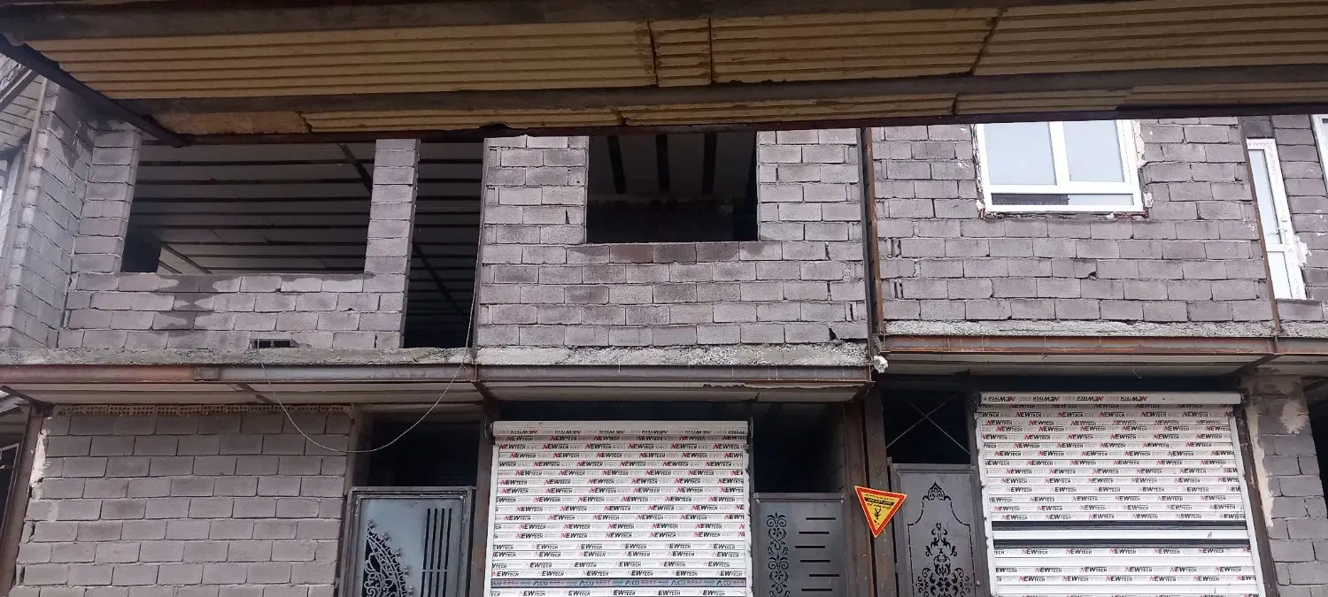 خانه ۷۰متری نیمه کاره دوشان عبور جدا