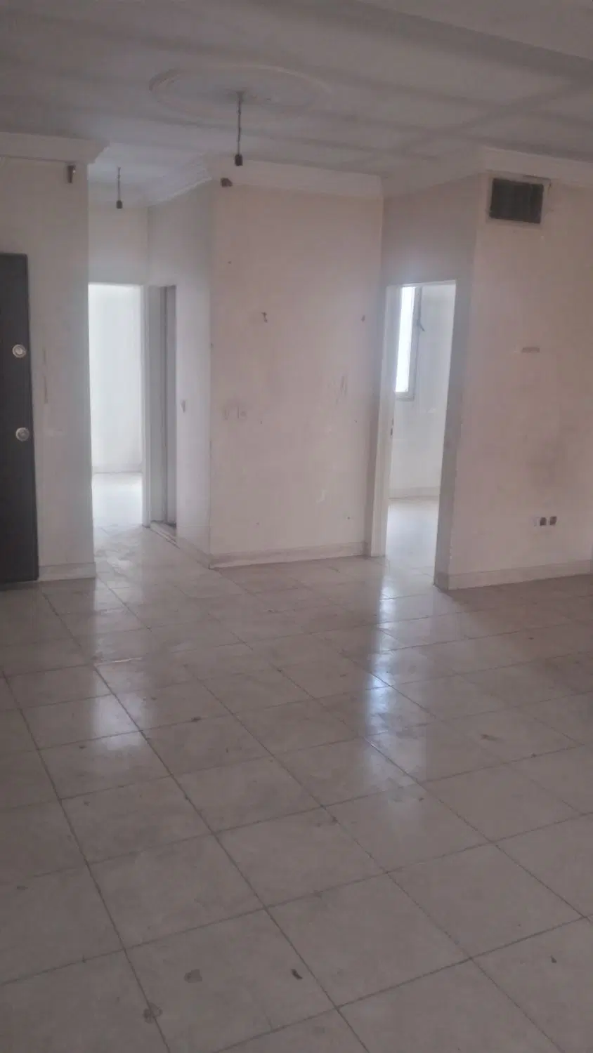 ۱۶۰مترزمین ۴۵۰متربنا در ۳طبقه انبار و تولیدی