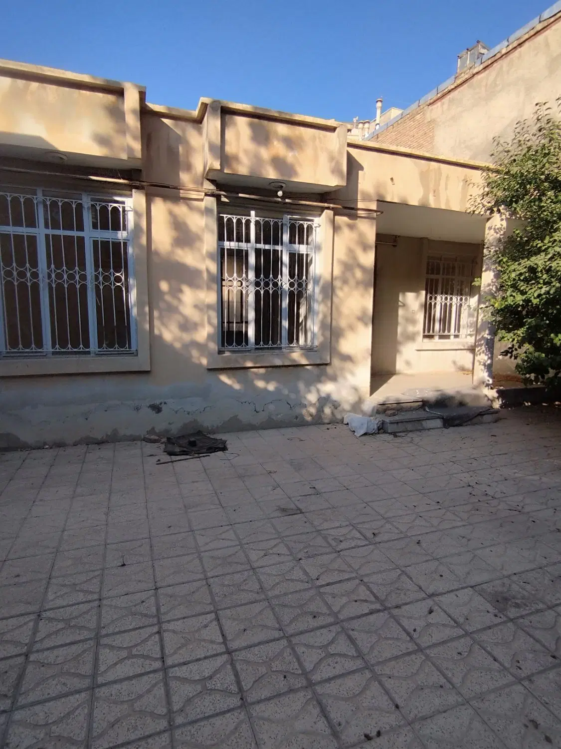 خانه مسکونی پل قویون