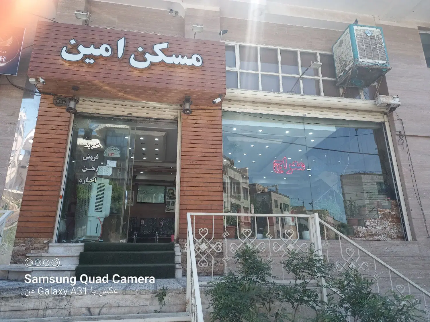 آپارتمان ۱۳۰ متری فول  سه خوابه . شیک و خوش نقشه