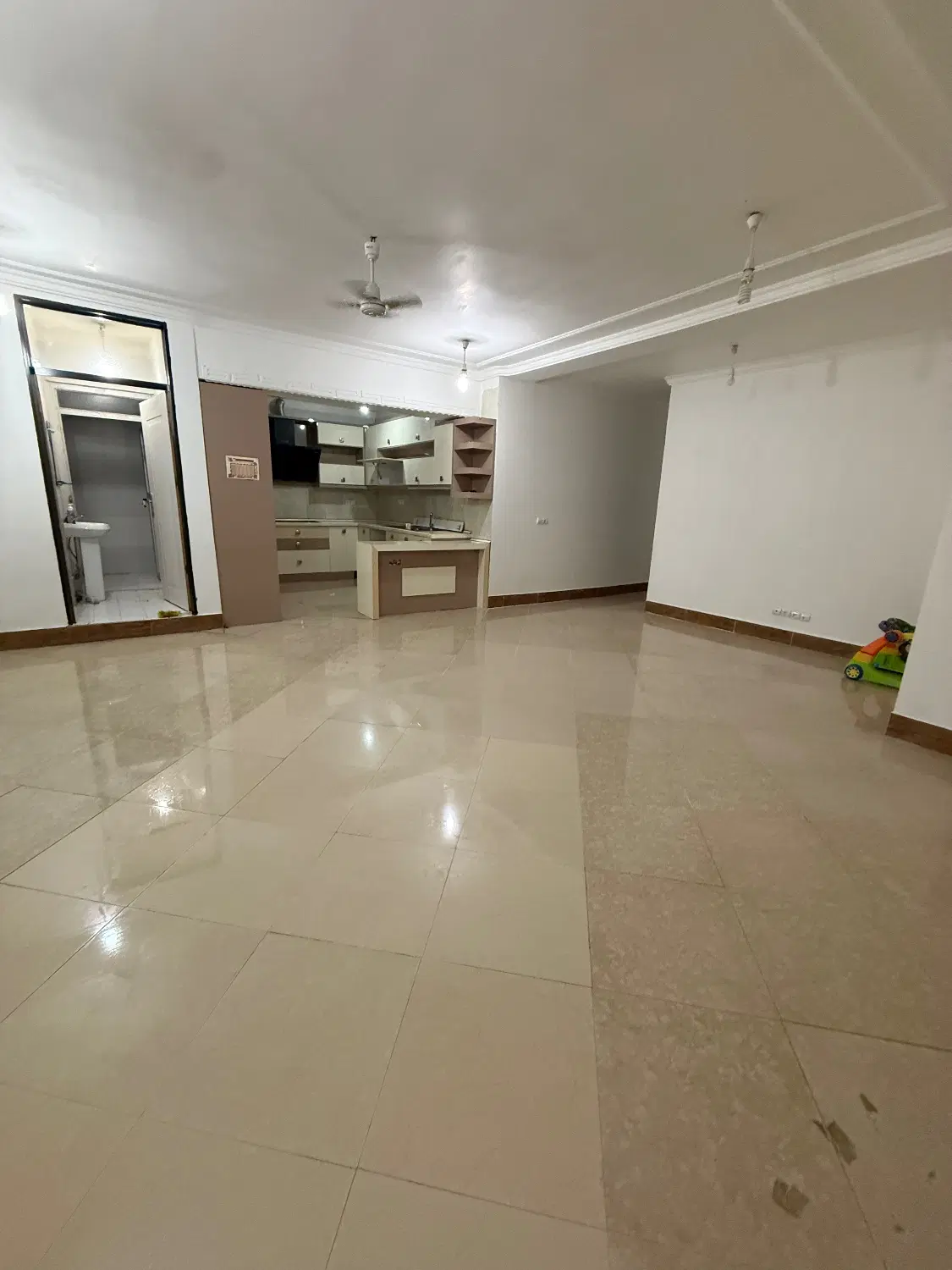 اجاره خانه ویلایی طبقه بالا